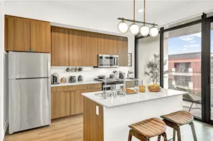 709 E Walnut Street, Pasadena, CA 91101 - Photo 5