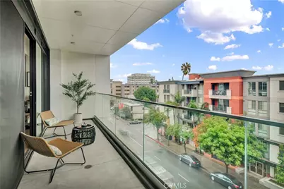 709 E Walnut Street #415, Pasadena, CA 91101 - Photo 21