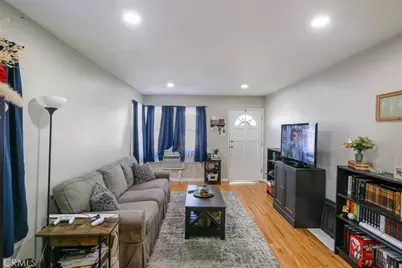 630 W Foothill, Monrovia, CA 91016 - Photo 5