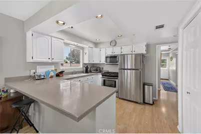 300 W Laurel Avenue, Sierra Madre, CA 91024 - Photo 17
