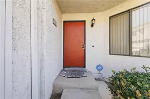 32 Brownfield Ln, Pomona, CA 91766 - Photo 3