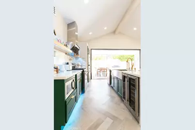 575 N Burton Way, Palm Springs, CA 92262 - Photo 13