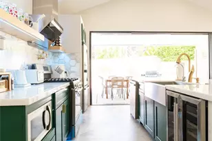 575 N Burton Way, Palm Springs, CA 92262 - Photo 13