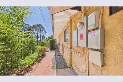 340 Toyon, Sierra Madre, CA 91024 - Photo 53