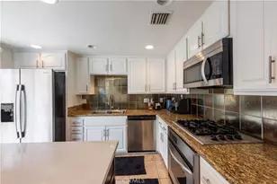 813 N Martel Ave, Los Angeles, CA 90046 - Photo 19