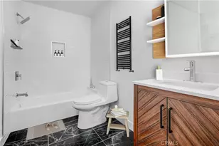 5928 S Hoover St, Los Angeles, CA 90044 - Photo 17