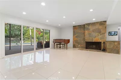 3715 Don Benito Court, Pasadena, CA 91107 - Photo 5