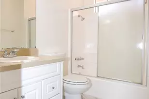 16600 Seville, Fontana, CA 92335 - Photo 11
