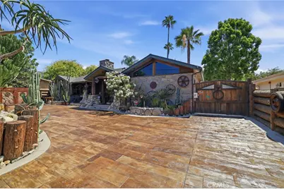 310 S Mountain Avenue, Monrovia, CA 91016 - Photo 1