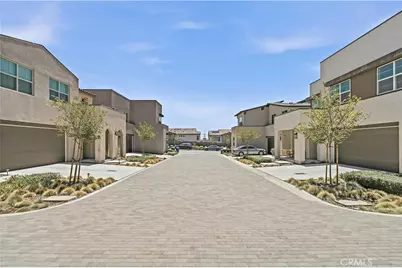 15964 Caterpillar, Fontana, CA 92336 - Photo 41