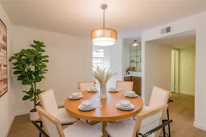 315 S Sierra Madre Boulevard #G, Pasadena, CA 91107 - Photo 9