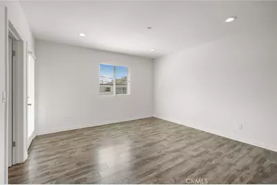 211 S Hoover Street, Los Angeles, CA 90004 - Photo 19