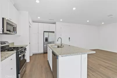 960 N Tangent Privado #305, Ontario, CA 91764 - Photo 9