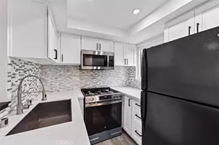 521 W 9th St, Upland, CA 91786 - Photo 13