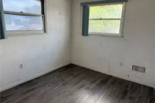 11402 Basye, El Monte, CA 91732 - Photo 9