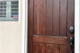 690 S Marengo Ave, Pasadena, CA 91106 - Photo 3