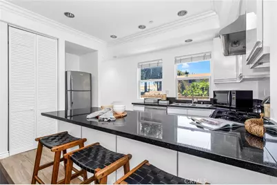 431 N Los Robles Avenue #2, Pasadena, CA 91101 - Photo 11