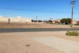 15357 Walnut, Hesperia, CA 92345 - Photo 17
