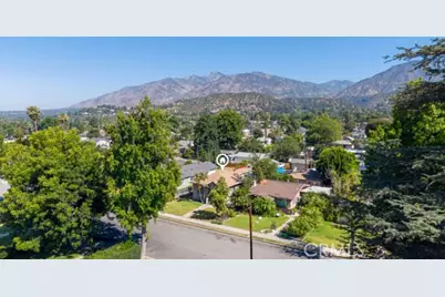 327 W Lemon Avenue, Monrovia, CA 91016 - Photo 3