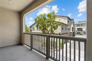 902 N Botanica Ln, Azusa, CA 91702 - Photo 15