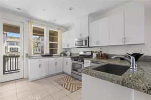 902 N Botanica Ln, Azusa, CA 91702 - Photo 13