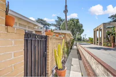 905 W Huntington Drive, Arcadia, CA 91007 - Photo 21