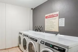 620 S Gramercy Pl, Los Angeles, CA 90005 - Photo 31