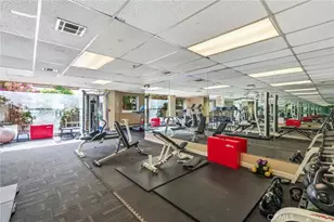 620 S Gramercy Pl, Los Angeles, CA 90005 - Photo 35