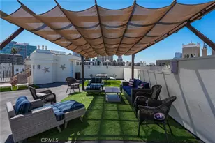 620 S Gramercy Pl, Los Angeles, CA 90005 - Photo 25