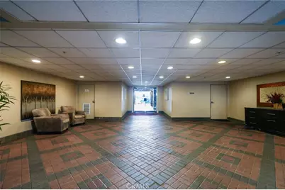 620 S Gramercy Place #211, Los Angeles, CA 90005 - Photo 43