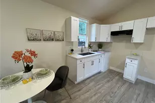 300 E Arbor Street, Long Beach, CA 90805 - Photo 5