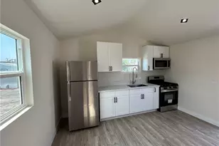 300 E Arbor Street, Long Beach, CA 90805 - Photo 3