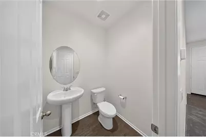 560 E Vodden, Rialto, CA 92376 - Photo 31