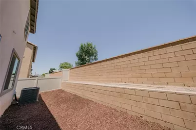 560 E Vodden, Rialto, CA 92376 - Photo 9