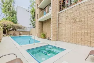 10966 Rochester Ave, Los Angeles, CA 90024 - Photo 13