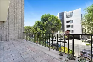 10966 Rochester Ave, Los Angeles, CA 90024 - Photo 11