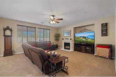 4813 Sanderling Way, Fontana, CA 92336 - Photo 17