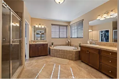 4813 Sanderling Way, Fontana, CA 92336 - Photo 35