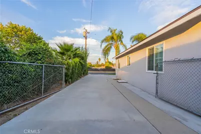 487 Jackson, Colton, CA 92324 - Photo 33
