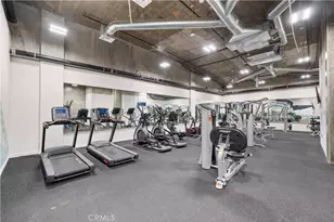 218 N El Molino Ave, Pasadena, CA 91101 - Photo 11