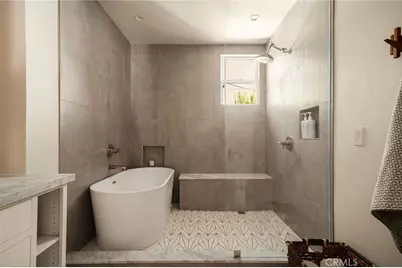 2932 Edgehill Drive, Los Angeles, CA 90018 - Photo 19