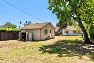 1538 N Holliston, Pasadena, CA 91104 - Photo 43