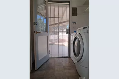 340 S Ash, Anaheim, CA 92805 - Photo 13