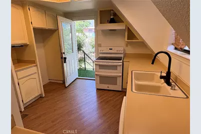 16810 Winona Street, Victorville, CA 92395 - Photo 17
