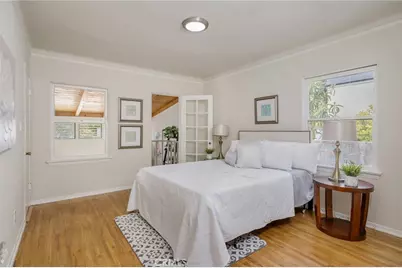 858 Harvard Street, Santa Monica, CA 90403 - Photo 13