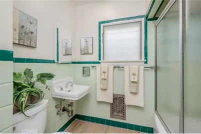 858 Harvard Street, Santa Monica, CA 90403 - Photo 19