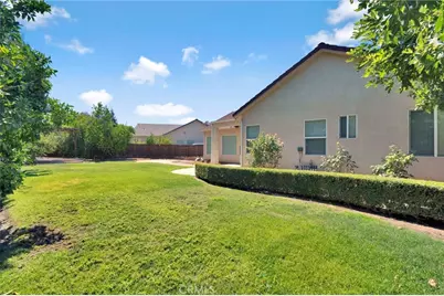 2579 Warner Avenue, Clovis, CA 93611 - Photo 31
