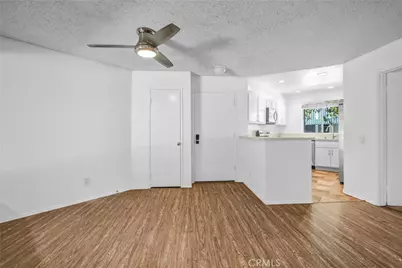 25335 Pine Creek, Los Angeles, CA 90744 - Photo 5