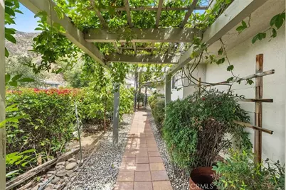 2206 Canyon Road, Arcadia, CA 91006 - Photo 35