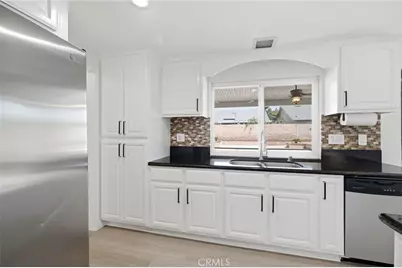 1437 E Cottonwood Street, Ontario, CA 91761 - Photo 35